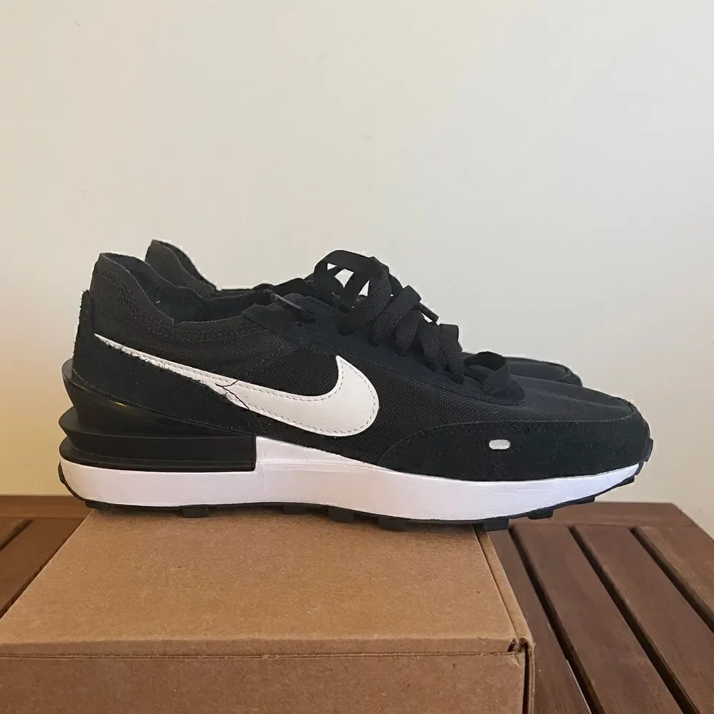 Nike Waffle One mesh sneakers Black Women size 6.5(DC2533-001)